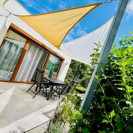 Babvirag Porta Fonyodliget